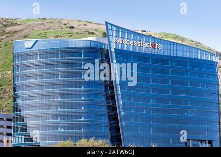 2 févr. 2020 South San Francisco / CA / USA - SAP SuccessFactors siège social dans la Silicon Valley; SAP SuccessFactors est un compan américain multinational Banque D'Images
