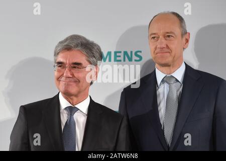 V.li; JOE KAESER (PDG, Président de la direction), Roland Busch (Directeur de la technologie et membre de la direction de Siemens AG), conférence de presse avant l'Assemblée générale annuelle de Siemens 2020 le 5 février 2020 à l'Olympiahalle de Muenchen. | utilisation dans le monde entier Banque D'Images