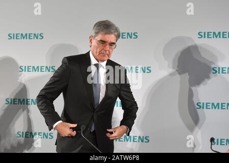 Joe KAESER (PDG, Président de la direction), image unique, motif coupé, demi-figure, demi-figure. Conférence de presse avant l'Assemblée générale annuelle de Siemens 2020 le 5 février 2020 à l'Olympiahalle à Muenchen. | utilisation dans le monde entier Banque D'Images