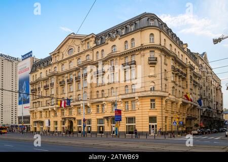 Le Polonia Palace Hotel (1913) est un bâtiment historique situé dans le centre de Varsovie, en Pologne. Banque D'Images