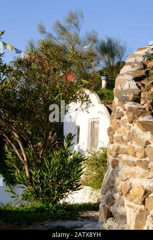 Le Kalacharka Stupa près du centre bouddhiste de Karma Guen à Velez-Malaga dans la région d'Axarquia en Andalousie, Espagne, Europe Banque D'Images