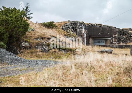 Forteresse De Fjell. Structure allemande de soute depuis la période de la seconde Guerre mondiale. La forteresse a été construite par les forces d'occupation allemandes pendant la seconde Guerre mondiale Banque D'Images