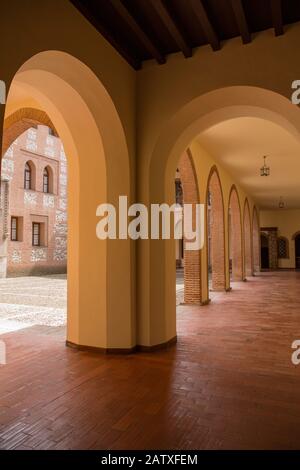 Medina DEL CAMPO, ESPAGNE - 24 avril 2019: Intérieur Castillo de la Mota, le Château de Medina del Campo, à Valladolid, León. Espagne Banque D'Images