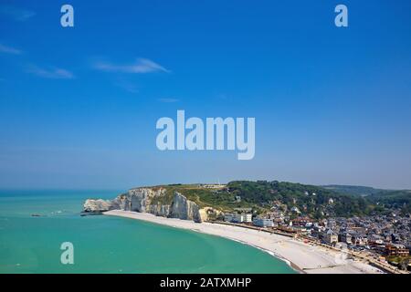 Etretat sur la côte de la France avec de merveilleux paysages Banque D'Images