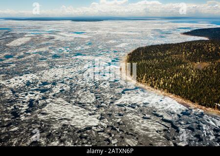 Réservoir de Caniapiscau au bout de la route Trans-Taiga, Québec Banque D'Images