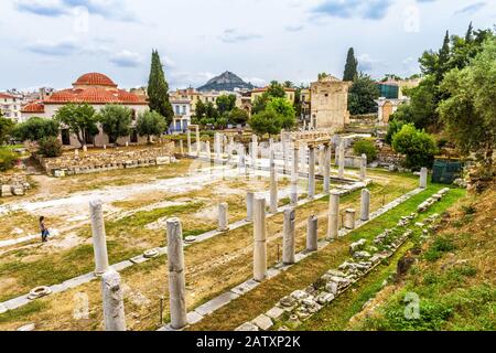 Panorama De L'Agora Romaine, Athènes, Grèce. C'est l'un des principaux monuments d'Athènes. Paysage de ruines grecques anciennes dans le centre d'Athènes près de Plaka dist Banque D'Images