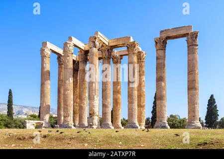 Temple de Zeus olympique à Athènes, Grèce. Le temple antique de Zeus ou Olympieion est l'un des principaux monuments d'Athènes. Vue panoramique sur le célèbre Banque D'Images