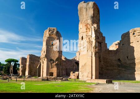 Les ruines des Thermes de Caracalla à Rome, Italie Banque D'Images