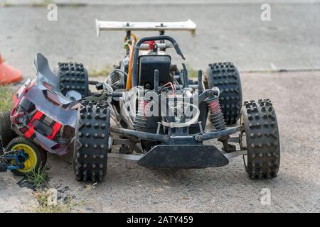 Modèle RC démonté les voitures de course. Model cars sans haut. Modèle de voiture radio-commandé frame Banque D'Images