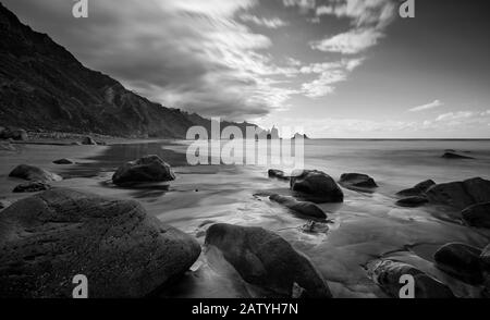 Plage de Benijo à côté du village D'Almaciga. Tenerife - Îles Canaries Banque D'Images