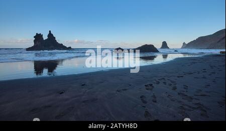 Plage de Benijo à côté du village D'Almaciga. Tenerife - Îles Canaries Banque D'Images