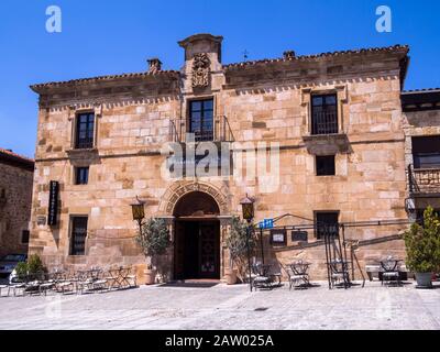 Palacio. Saint-Domingue De Silos. Burgos. Castille León. España Banque D'Images