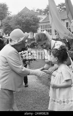 Queen Juliana visite d'un enfant de Beverly Hills Date : 2 juillet 1962 mots clés : enfants, reines, hôpitaux Nom De La Personne : Juliana, reine Banque D'Images