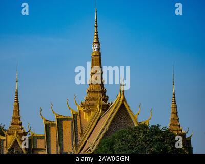 Le palais royal de la capitale Phnom Penh, Cambodge Banque D'Images