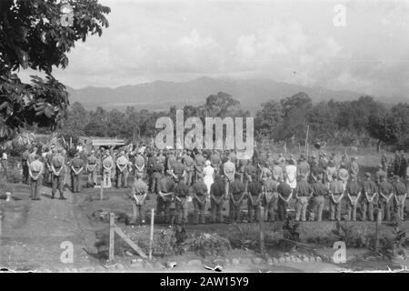 Sépulture Major B.H.J. Callenbach Sur Le Terrain D'Honneur Menteng Pulo Cemetery Date : 27 Novembre 1946 Lieu : Batavia, Indonésie, Jakarta, Antilles Néerlandaises De L'Est Banque D'Images