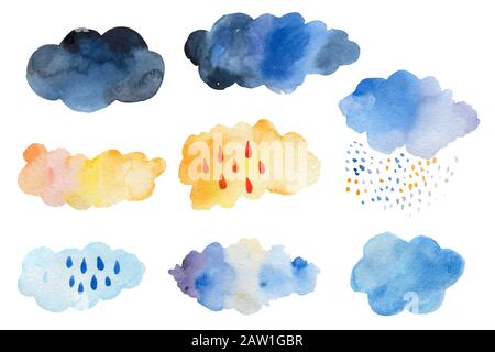Ensemble de nuages dessinés à la main de style scandinave. Collection d'éléments décoratifs de pépinière monochrome. Des dessins minimalistes mignons pour les imprimés, les autocollants et les affiches. Banque D'Images