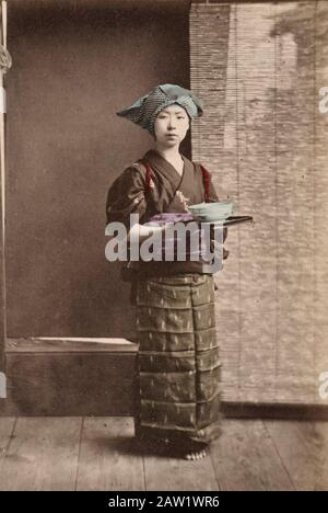 Mousmee au Country Tea House au Japon, vers 1890 Banque D'Images