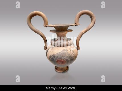 Elaborer Minoan amphora de pierre véinée avec double bouche et poignées en forme de s, Zakros Central Sanctuary 1500-1400 BC; Héraklion Archaeological Mu Banque D'Images