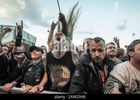 Copenhague, Danemark. 22 2018. Les amateurs de concerts Energietic assistent à l'un des nombreux concerts du festival danois de métaux lourds Copenhague 2018. (Crédit Photo: Gonzales Photo - Nikolaj Bransholm). Banque D'Images