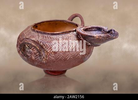 Bateau de poterie Minoan à la conception incisée, 1900-1700 av. J.-C., Hagia Triada, Musée archéologique d'Héraklion. Banque D'Images