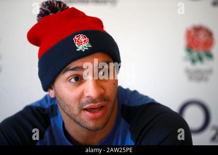 Jonathan Joseph, en Angleterre, lors d'une conférence de presse au Pennyhill Park, Bagshot. Banque D'Images