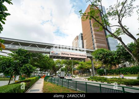 Singapour. Janvier 2020. Vue panoramique sur les structures du centre médical universitaire Banque D'Images