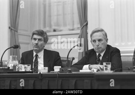 Audience à la Chambre avec le commissaire à la justice libération des criminels de guerre Deux Premier ministre Breda Lubbers et ministre de la Justice Korthals Altes Date : 26 janvier 1989 lieu : la Haye, Hollande-Méridionale mots clés : audiences, criminels de guerre Nom De La Personne : Korthals Altes, Fits, Lubbers, Ruud Banque D'Images