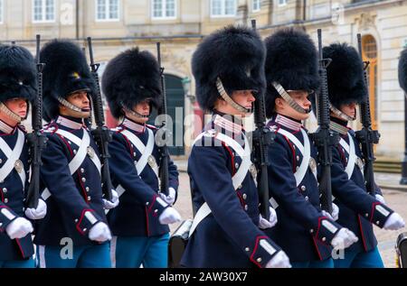 Le Royal Guards Music Band, Amalienborg Palace, Copenhague, Danemark Banque D'Images