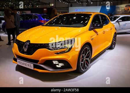 Bruxelles - 9 JANVIER 2020: Nouveau modèle de voiture Renault Megane RS présenté au salon automobile Bruxelles Autosalon 2020. Banque D'Images