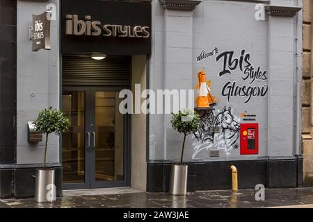 Entrée de l'hôtel ibis Styles Glasgow, rue Miller, centre-ville, Écosse, Royaume-Uni Banque D'Images