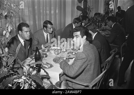 Le Real Madrid À Amsterdam Hilton. Betancourt, Iznata, Miera Date : 18 Septembre 1967 Lieu : Amsterdam, Noord-Holland Nom De La Personne : Hilton Nom De L'Institution : Real Madrid Banque D'Images