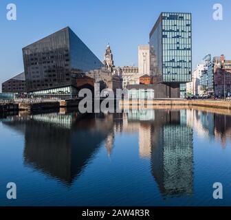 Panorama multiimage du complexe Mann Island à Liverpool capturé en février 2020. Banque D'Images