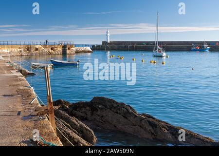 Mevagissey Outer Harbour Cornwall Angleterre Royaume-Uni Europe Banque D'Images