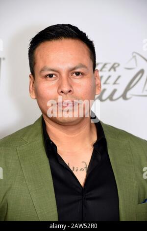 Hollywood, CALIFORNIE - 05 FÉVRIER: Jeremiah Bitsui assiste à la première de la saison 5 "Better Call Saul" de AMC à ArcLight Cinemas le 05 février 2020 à Hollywood, Californie. Photo : Annie Lesser/imageSPACE/MediaPunch Banque D'Images