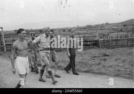 Pankelan à Krawang. Rapport à Pankelan. Outpost Isolé 1-4-8- Régiment D'Infanterie Krawang Date : 12 Mars 1948 Lieu : Indonésie, Krawang, Antilles Néerlandaises Banque D'Images