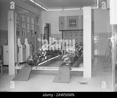Nouveau Garage Amsterdam Date : 4 Juin 1955 Lieu : Amsterdam Mots Clés : Garages Banque D'Images