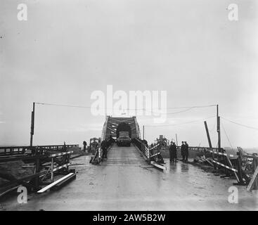 Pont D'Urgence Hedel Date : Le 22 Janvier 1948 Lieu : Hedel Banque D'Images