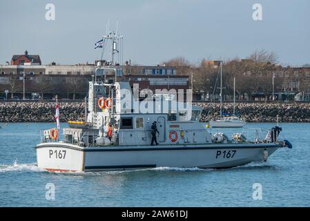 Le bateau de patrouille de la Royal Navy Archer Class HMS Exploit (P 167) à Portsmouth Harbour, au Royaume-Uni, le 5 février 2020. Banque D'Images