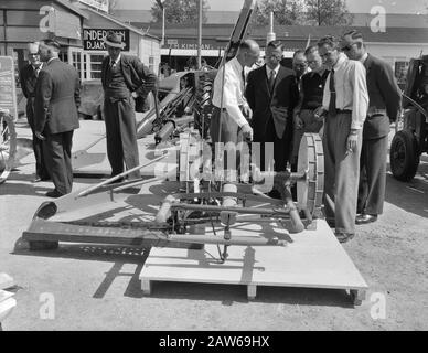 Exposition Agricole Utrecht Date: 1 Mai 1952 Lieu: Utrecht Mots Clés: Commerce Agricole Banque D'Images