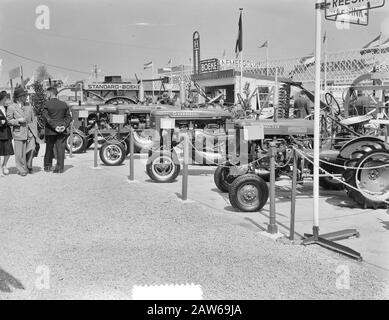 Exposition Agricole Utrecht Date: 1 Mai 1952 Lieu: Utrecht Mots Clés: Commerce Agricole Banque D'Images