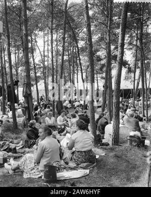 Journée nationale de campagne de l'Armée du Salut dans le domaine royal Soestdijk Baarn Date : 18 juin 1959 Banque D'Images