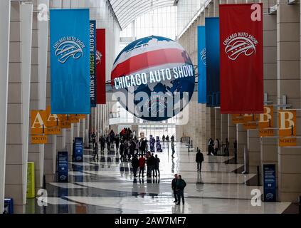 Chicago, États-Unis. 6 février 2020. La photo prise le 6 février 2020 montre l'entrée au salon automobile de Chicago 2020 Aperçu des médias à McCormick Place à Chicago, aux États-Unis. Le 112ème salon de l'automobile de Chicago durera du 8 février au 17 février, avec près de 1 000 véhicules à l'écran. Crédit: Joel Lerner/Xinhua/Alay Live News Banque D'Images