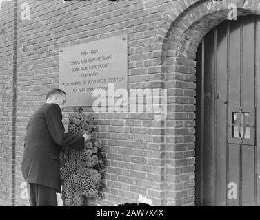 P. de Gaulle visite la prison Scheveningen Date: 17 juillet 1950 lieu: Scheveningen, Zuid-Holland mots clés: Prison Personne Nom: P Gaulle Banque D'Images