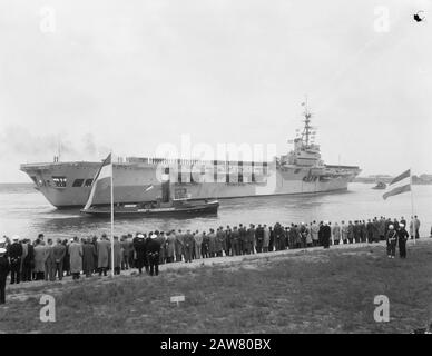 Ouverture d'un nouveau port à Den Helder par Karel Doorman Date: 2 juillet 1954 lieu: Den Helder mots clés: Ports Ouvertures Banque D'Images