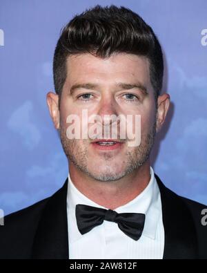 Beverly Hills, États-Unis. 06 février 2020. Beverly HILLS, LOS ANGELES, CALIFORNIE, États-Unis - FÉVRIER 06: La chanteuse Robin Thicke arrive à Hollywood 2020 Pour Le Gala Global Ocean Honoring HSH Prince Albert II De Monaco tenu au Palazzo di Amore le 6 février 2020 à Beverly Hills, Los Angeles, Californie, États-Unis. (Photo De Xavier Collin/Image Press Agency) Crédit: Image Press Agency/Alay Live News Banque D'Images