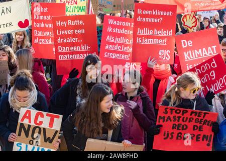 Den Haag, Pays-Bas. 7 février 2020. LA HAYE, Malieveld, 07-02-2020, Exactement un an après la première grande grève climatique, les étudiants redescendent dans la rue pour le climat. Crédit: Pro Shots/Alay Live News Banque D'Images