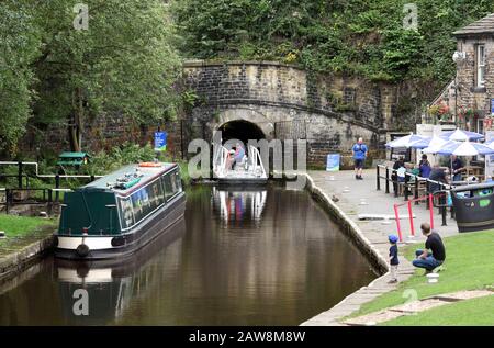 L'entrée nord-est du tunnel du canal Standedge, près de Marsden, dans le West Yorkshire. Banque D'Images