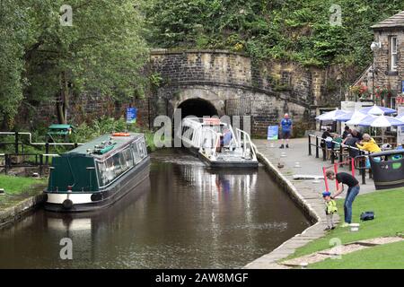 L'entrée nord-est du tunnel du canal Standedge, près de Marsden, dans le West Yorkshire. Banque D'Images