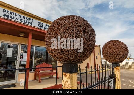 Devil's Rope Museum, une célébration de barbed Wire, le long de la route 66 à McLean, Texas, États-Unis [pas de libération de propriété; disponible pour licence éditoriale seulement] Banque D'Images