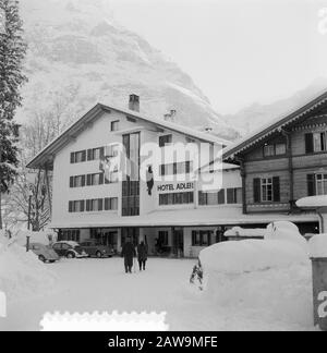 Visite royale à Grindelwald, photos de Grindelwald Date : 31 décembre 1953 lieu : Grindelwald mots clés : Hôtels, neige Banque D'Images